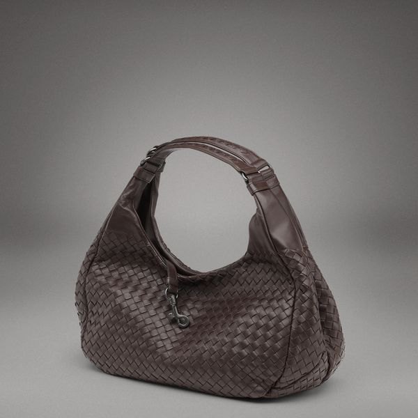 http://s7e3a.scene7.com/is/image/Bottegaveneta/125787_V0016_2072_A_600x600?wid=600&qlt=86