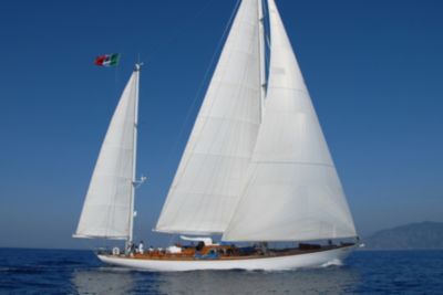 Gitana IV