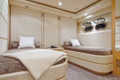 Elegance 105 Dynasty