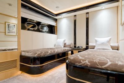 Elegance 105 Dynasty