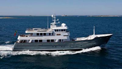 Axantha II yacht for sale