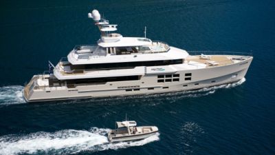 Explorer Yachts