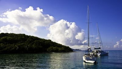 Why choose a yacht charter off-season – Caribbean