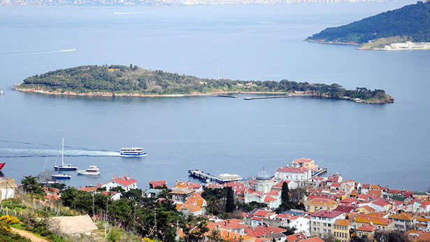 Islands in the Sea of Marmara Islands in the Sea of Marmara
