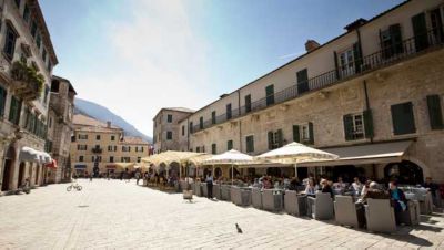Fine dine away from your yacht in Montenegro