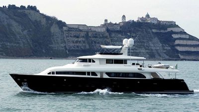 Navetta yacht for sale