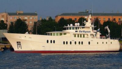Old Captain yacht for sale