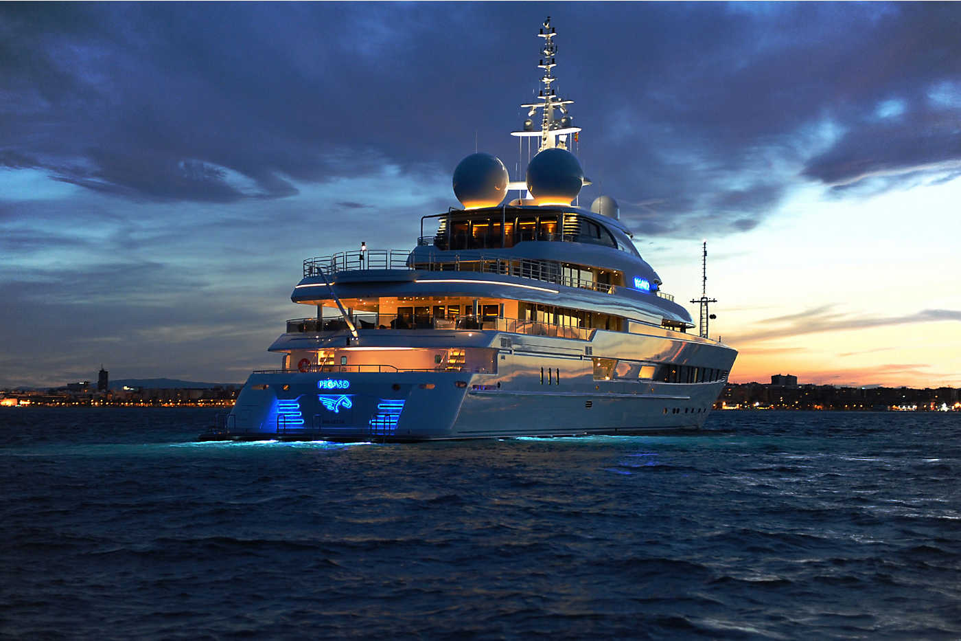 Luxury Car Rental Houston >> luxury yachts for sale usa Luxury Car Rental Houston >> luxury yachts for sale usa