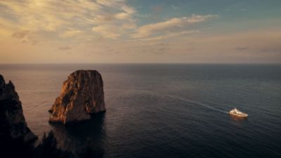 How to plan and book a charter