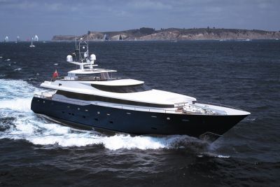S.Q.N. yacht for sale
