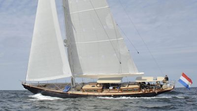TC90 hull 4 yacht for sale