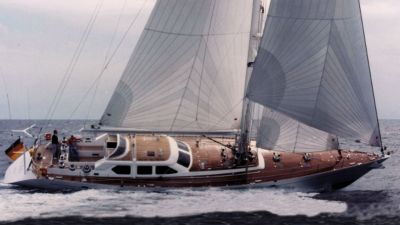 Vita Bella yacht for sale