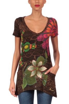 T-shirts Desigual Enteleckia Short