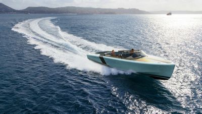 Buehler Turbocraft's Thunderclap 38 tender